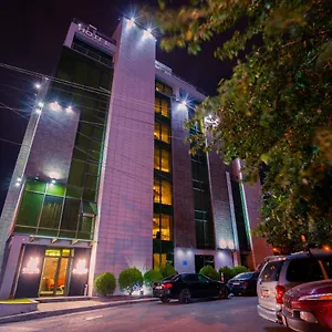 **** Hotel Capitol By Umbrella Georgia