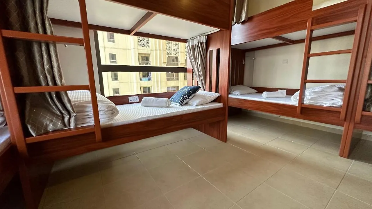 Route 66 Beach Hostel Дубай