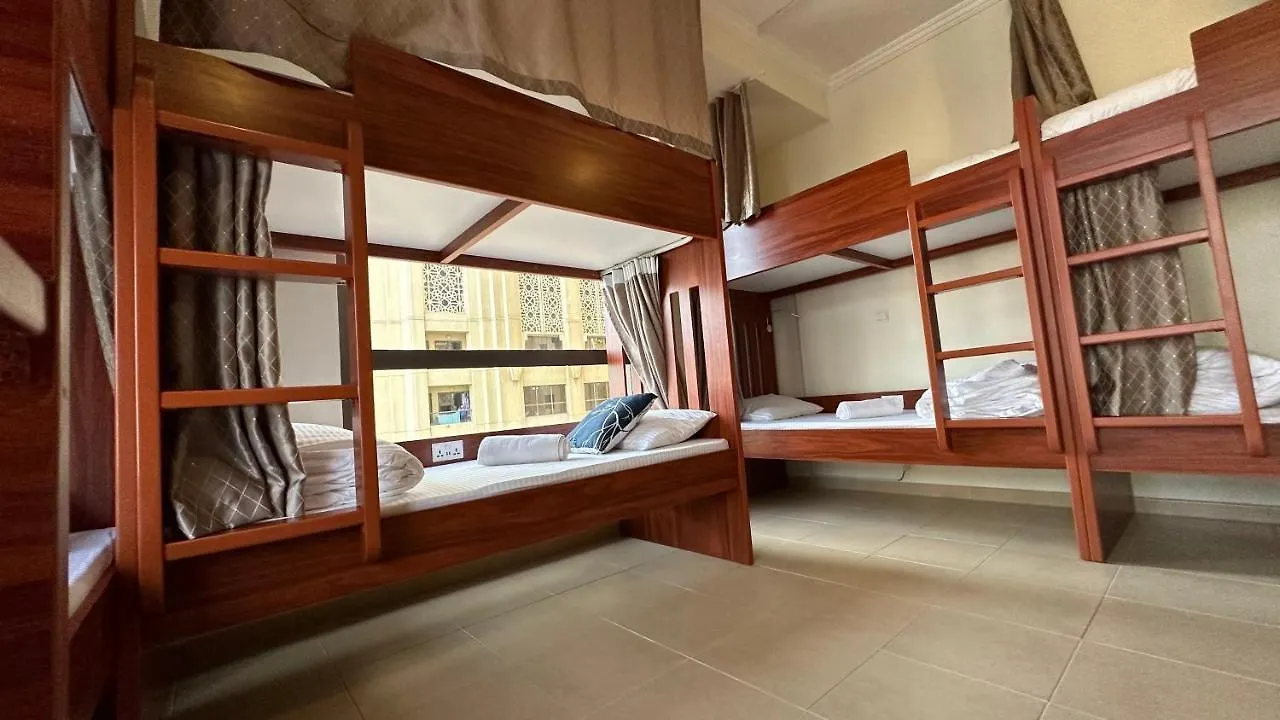 Route 66 Beach Hostel Дубай